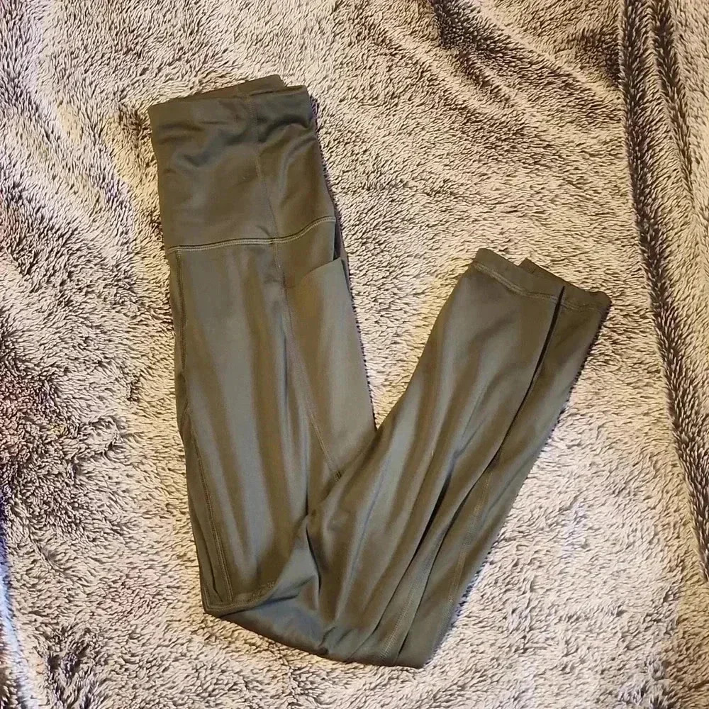 All in Motion Green Leggings XS